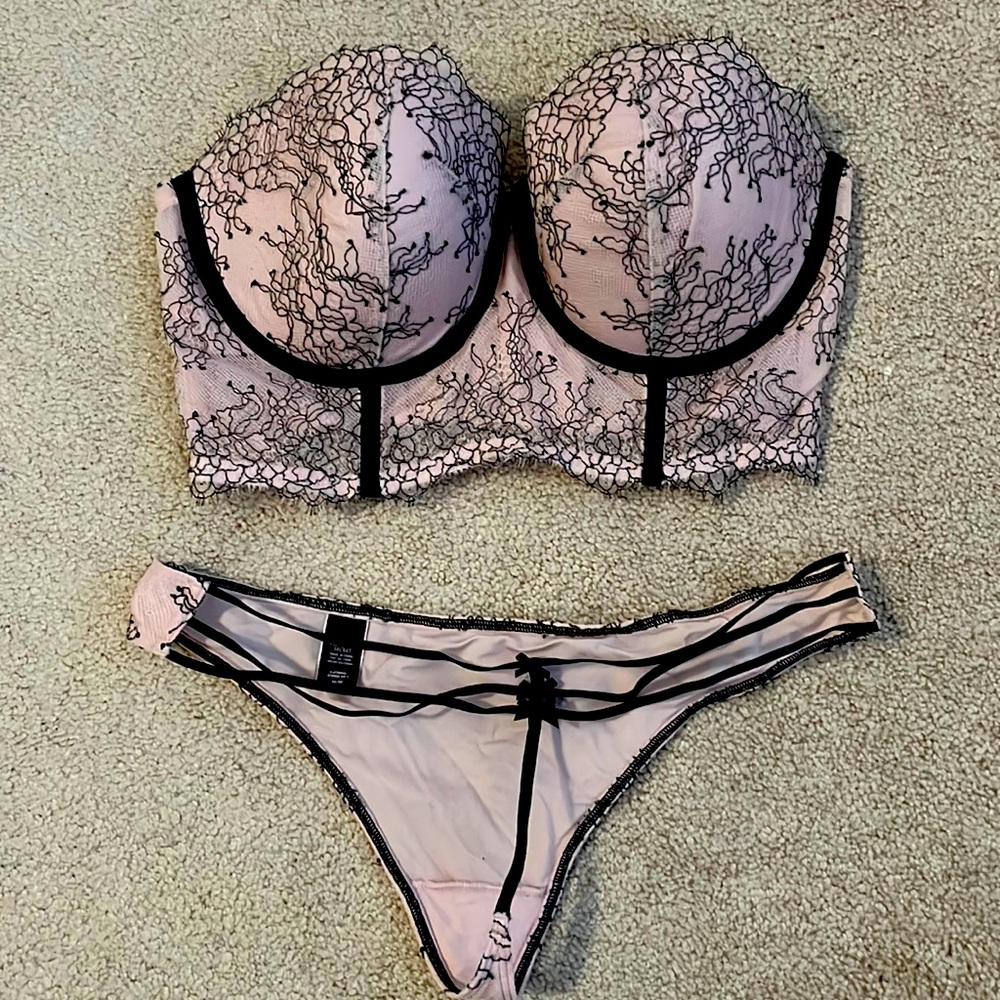 Victoria’s Secret Corset Bra & G-string set